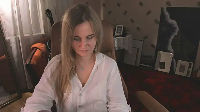 MiaSparkes webcam