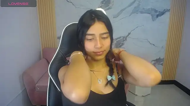 Watch HotStreawberry_ch live on EroticFlix - High definition streams