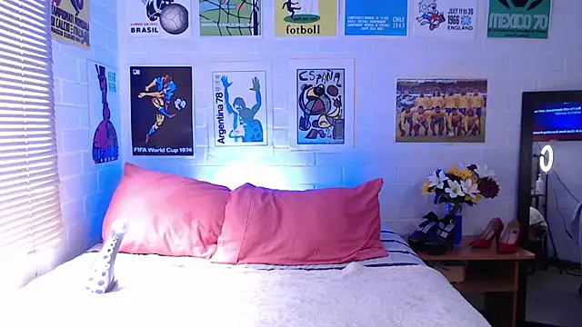 Amy66 webcam