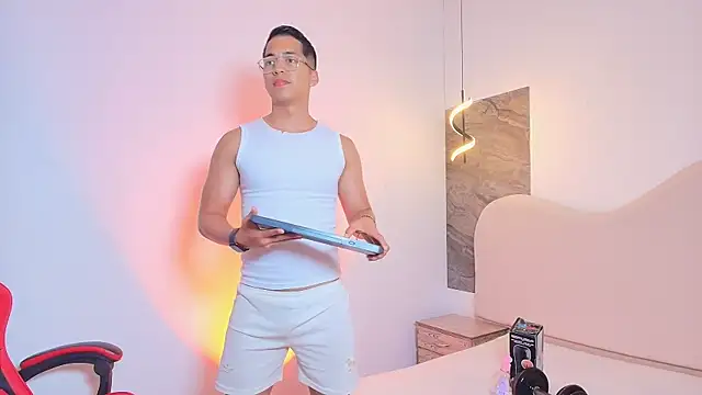 TONY_FOXX1 webcam