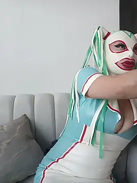 Watch LatexDevil_Blondie live on EroticFlix - High definition streams