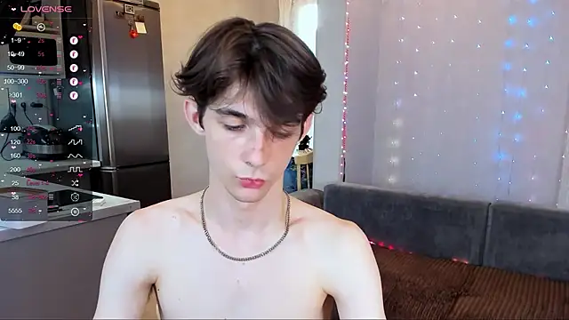 Aaron_Boom webcam