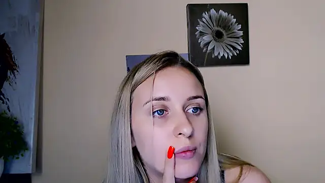 _Nicole_new webcam