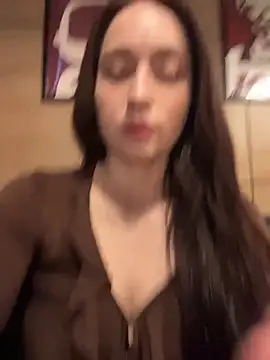 Holly_Play