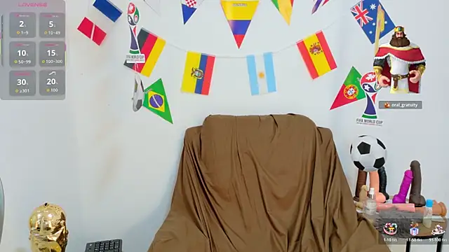 evvaa_moon69 - Evvaa_moon69's free webcam - UK Sex Cams