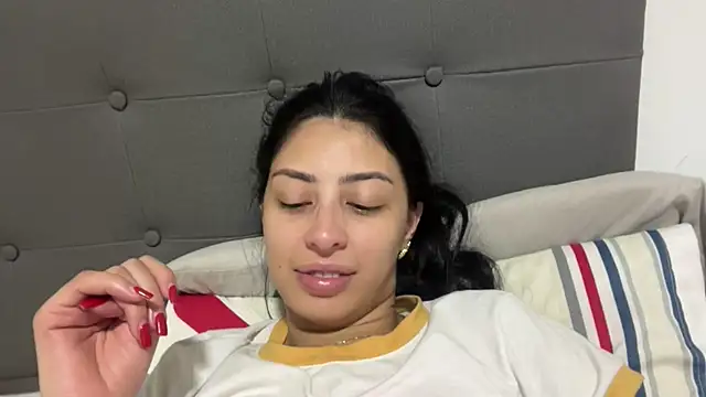 AbrilSantosxo webcam
