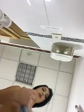 BadLilAngelXXX webcam