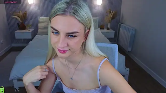 Silen_Tori webcam