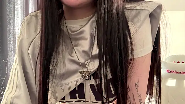 KiraJaydes webcam