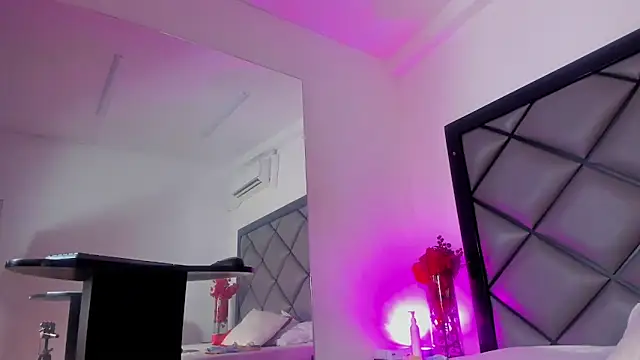 IsabellaVillalobos webcam
