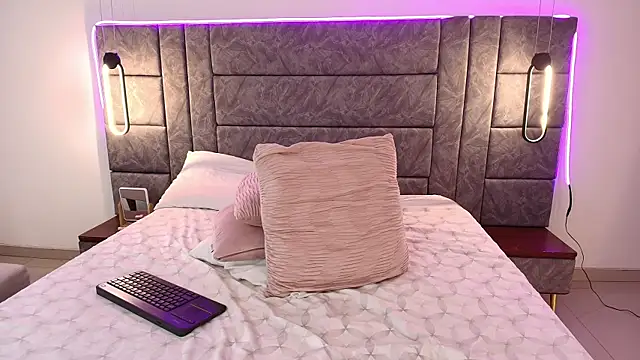 victoria_clarke_ webcam