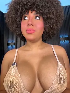 Watch kendall_coxx live on EroticFlix - High definition streams