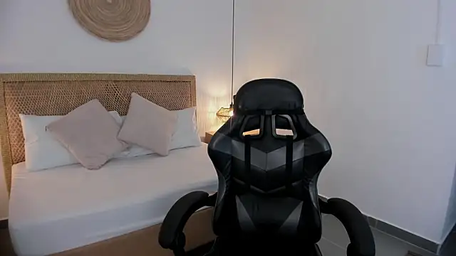 zoe_danae_ webcam