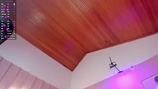 elodie_walker webcam