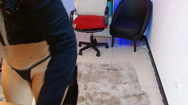 DianaPearls webcam