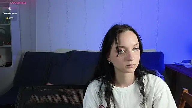 LuxuryLoverss webcam