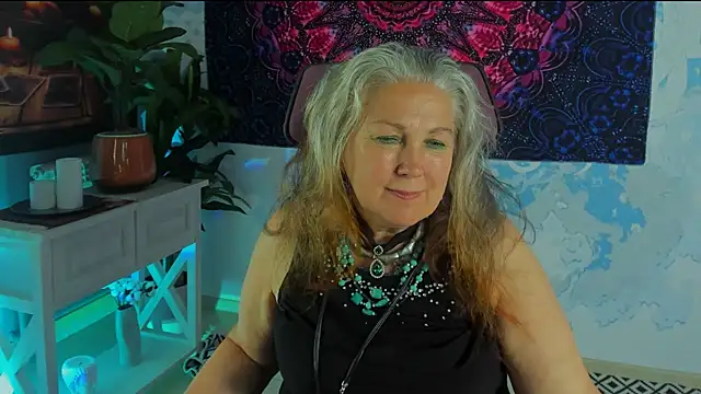 Watch LilaMaharani live on EroticFlix - High definition streams