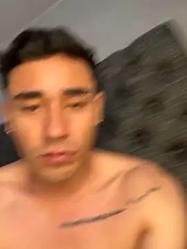 Adam_Grey webcam
