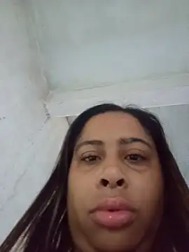 Watch gatinha20257 live on EroticFlix - High definition streams