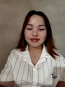 Mina_xYx webcam