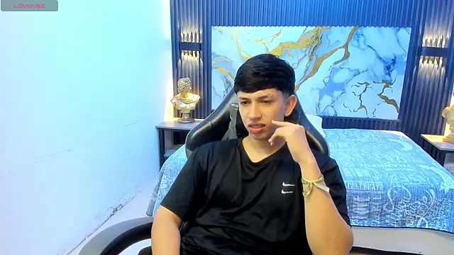 AdrianFranko webcam