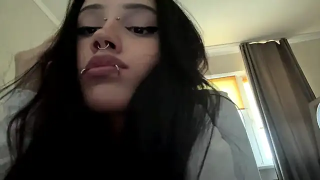 LouisePavlides webcam