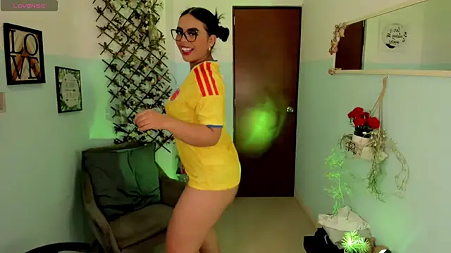 Margot_Robie webcam