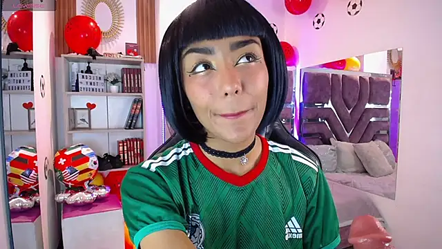 Watch Violett_Gardenn live on EroticFlix - High definition streams