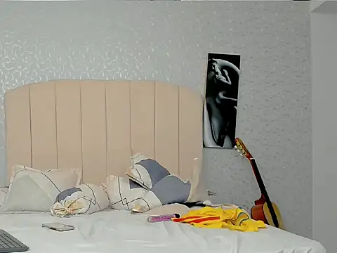 NoahThomson1 webcam