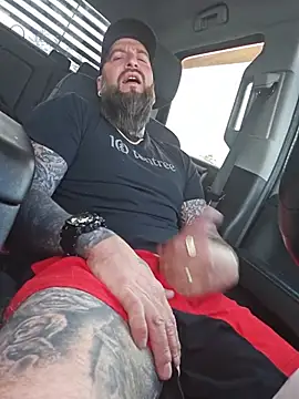 Beardedtattood live sex cam