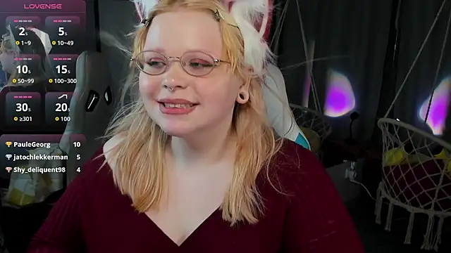 Watch LottieReed live on EroticFlix - High definition streams
