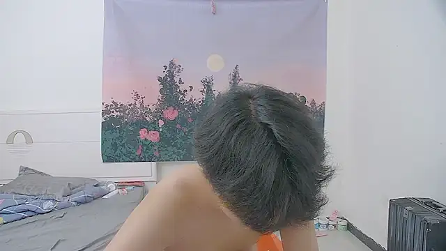 icecream-002 - Icecream-002's free webcam - UK Sex Cams
