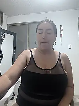 Watch rosahills live on EroticFlix - High definition streams