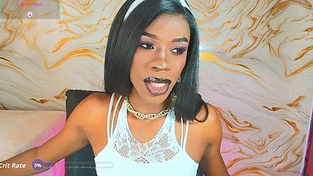 EbonyHansNight webcam