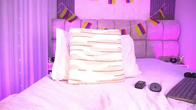 katy_rioss webcam