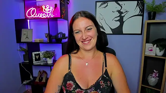 Watch FUN_AMI live on EroticFlix - High definition streams