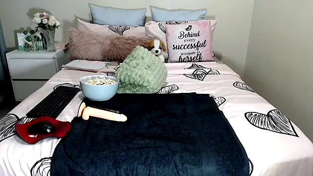 FitSelina66 webcam