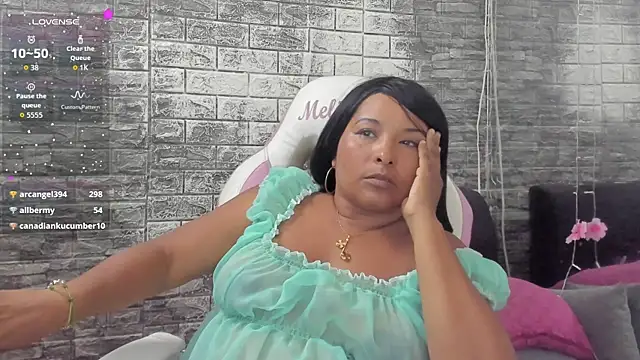 paola_ih webcam