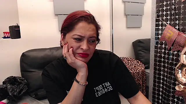 eva_twiss live cam on StripChat