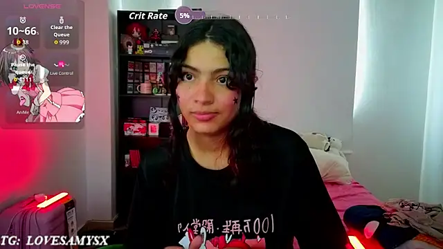 Lovelyamyy webcam