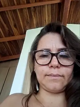 MariaPau_83 webcam
