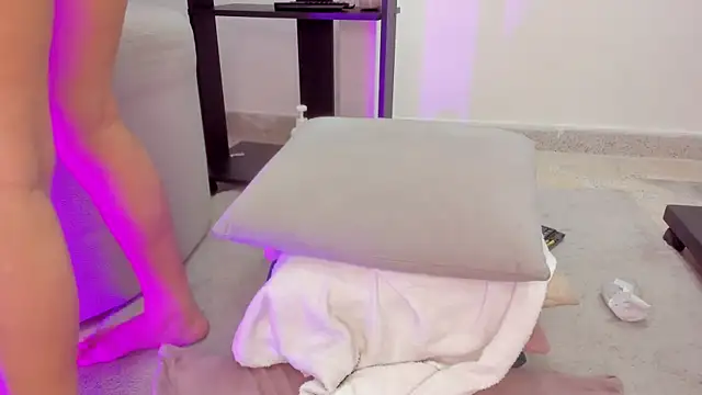 swt_kahia - Swt_kahia's free webcam - UK Sex Cams