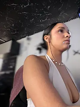 Isabella-Teen webcam