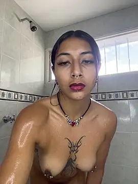 Raven_Gloomy webcam