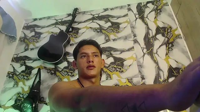 hiroshi_shen - Hiroshi_Shen's free webcam - UK Sex Cams