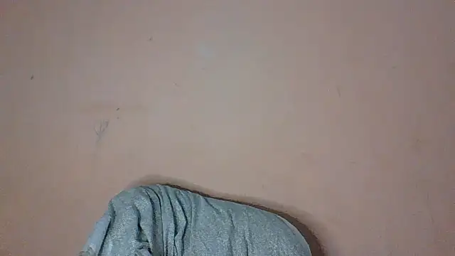 NAUGHTYSHALOTXX webcam