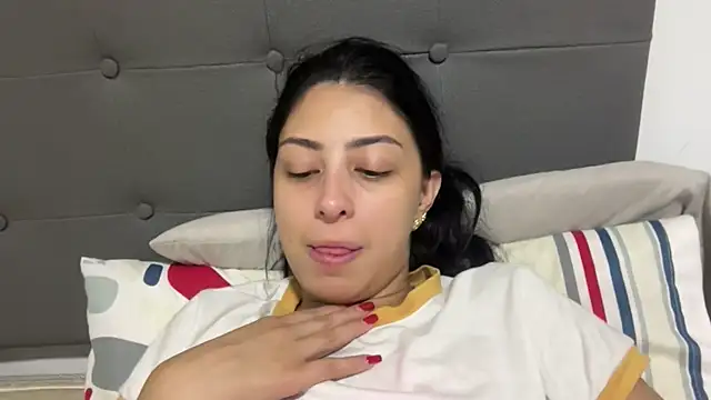 AbrilSantosxo webcam