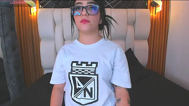 mia89_dl webcam