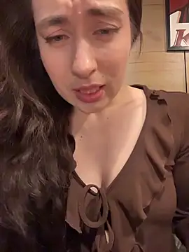 Holly_Play