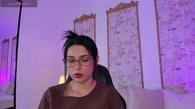 desireee_ - Desireee_'s free webcam - UK Sex Cams